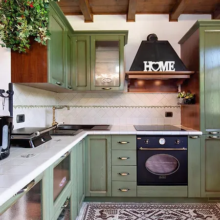 Semesterbostad Farmhouse Of Grandfather Chek *