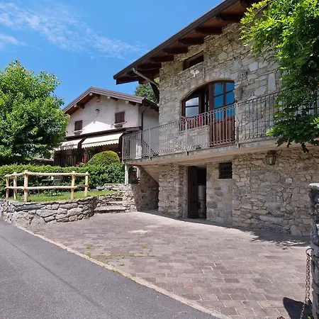 Semesterbostad Farmhouse Of Grandfather Chek Bellagio