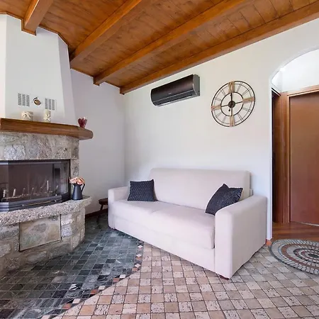 Farmhouse Of Grandfather Chek Semesterbostad